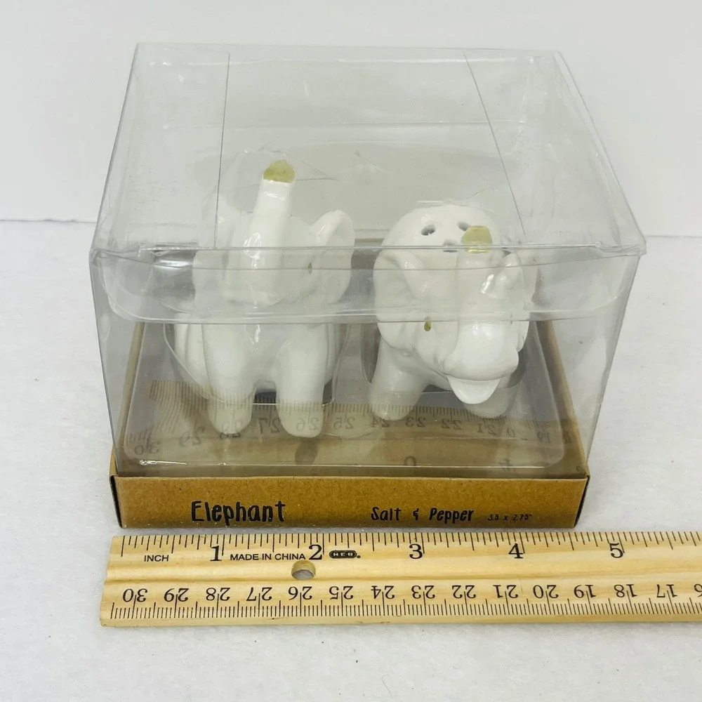 White Ceramic Elephant Salt and Pepper Shaker Set Gold Accents New in Box